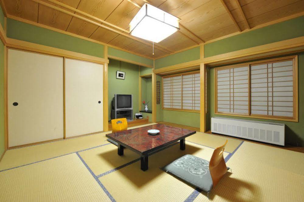 Nakayasu Ryokan Kanazawa Exterior foto