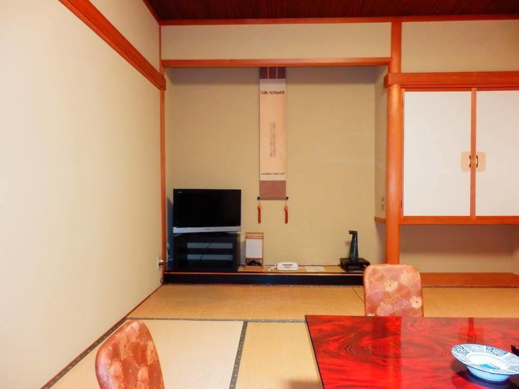 Nakayasu Ryokan Kanazawa Exterior foto
